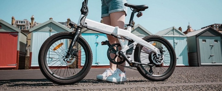 The HiMo Z20 Aims to Be Cheapest but Still Reliable Folding e-Bike