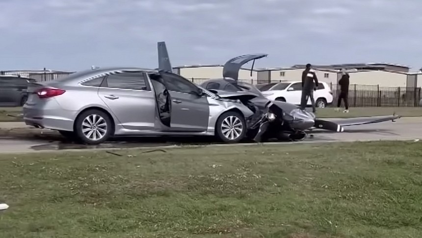 Plane crashes into Hyundai Sonata