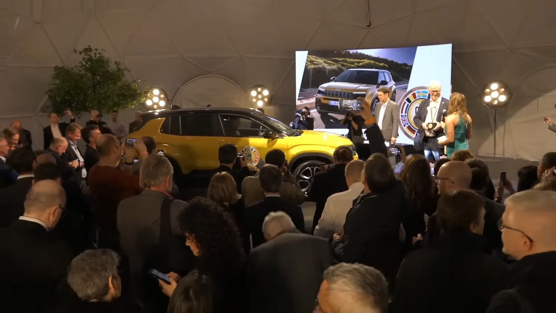 American SUV Wins Car of the Year 2023 Award in Europe, You Can't Get It  in the US - autoevolution