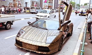 The King of Kitsch - Leopard Wrapped Lamborghini in Japan