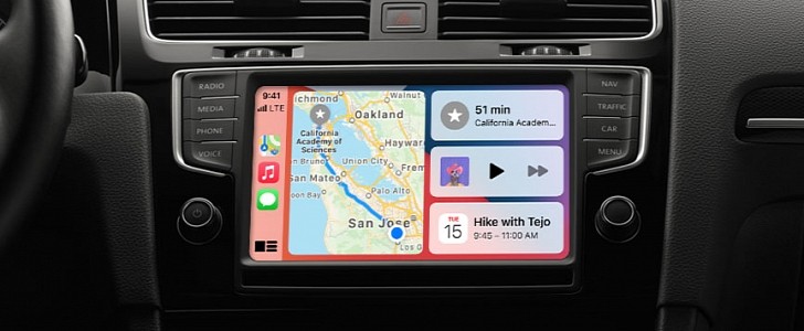 The Latest Android Auto Updates Make CarPlay Look Ridiculous