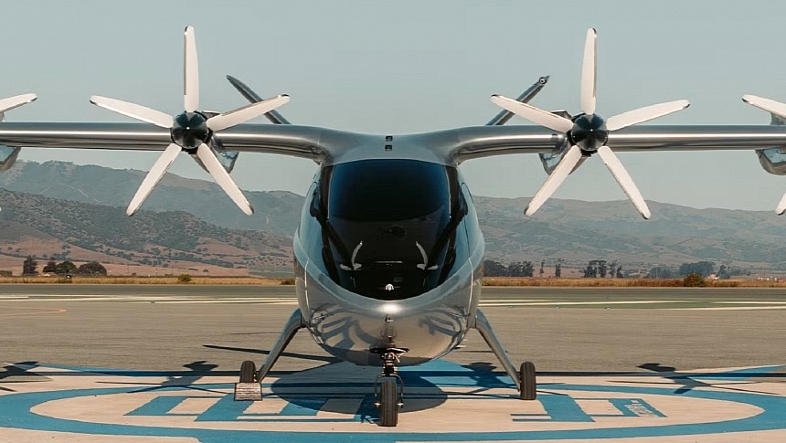 The Midnight eVTOL will be on display at the Dubai AirShow 2023