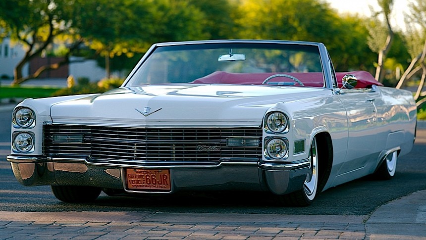 Electric 1966 Cadillac de Ville