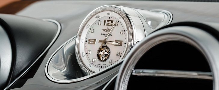 Bentley Bentayga Breitling watch