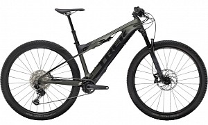 The New E-Caliber 9.6 XC MTB from Trek Is an Electric Carbon Monstrosity