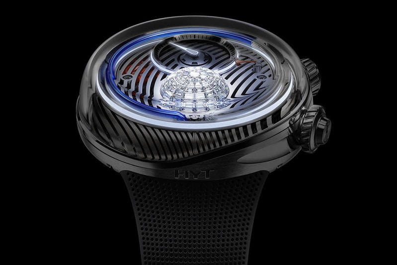 Spigen - Liquid Crystal Apple Watch Series 1 (42mm) Case - PhoneSmart
