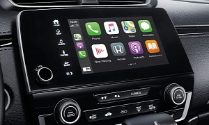 The Nightmare Android Auto and CarPlay Have Become on Honda Cars
