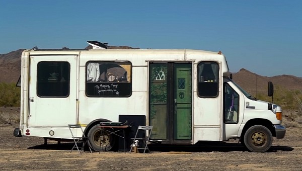 Hobbit-Inspired Shuttle Bus Mobile Home 
