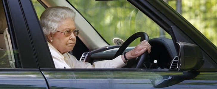 Report says The Queen will give up driving herself on public roads