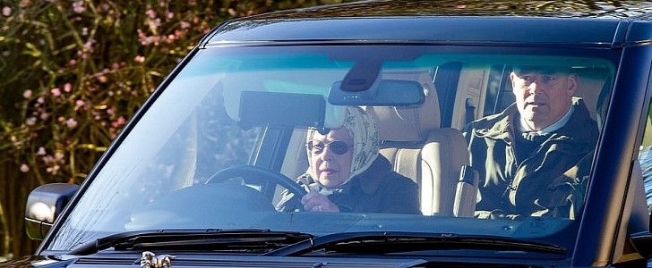The Queen in her Range Rover 