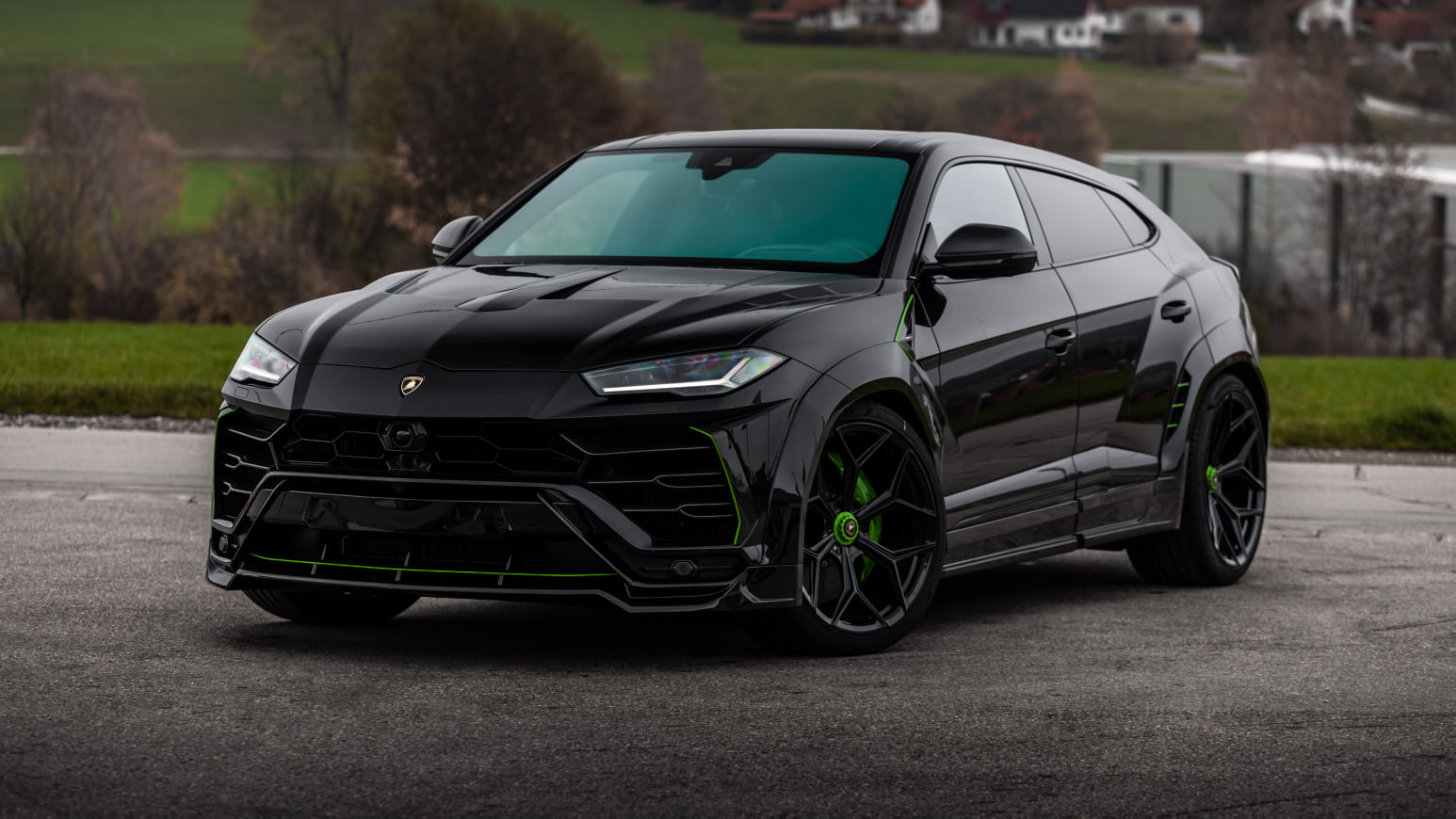 Featured image of post Novitec Lamborghini Urus Esteso The 2021 lamborghini urus is extreme in almost every way which is exactly what s expected when a legendary supercar maker builds an suv