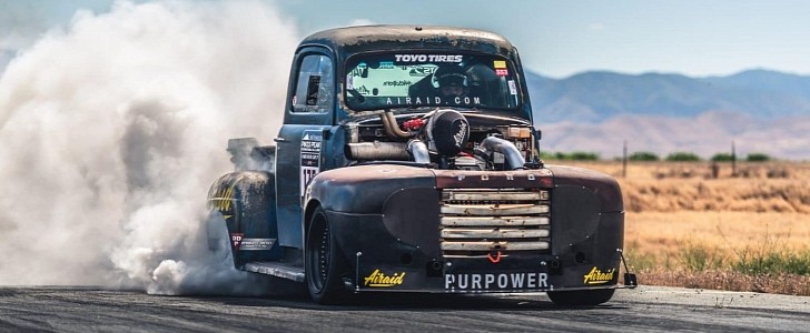 Chuckles Garage's Old Smokey Ford F-1