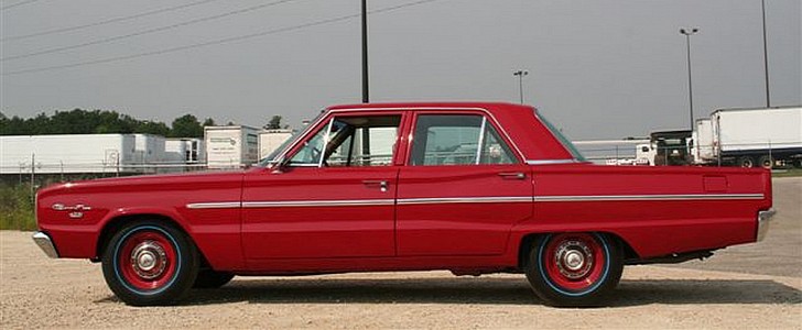 1966 Dodge Coronet Hemi sedan