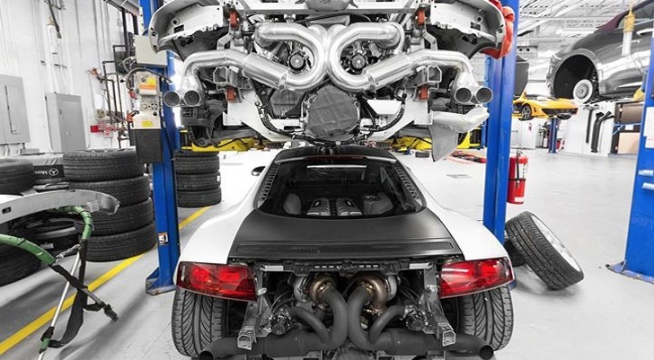 Audi R8 twin turbo twins