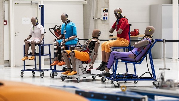 The Ultimate Sacrifice: How Skoda's Crash Test Dummies Dedicate Their Lives for Our Safety