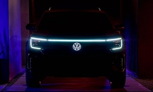 Volkswagen Atlas Prepares for a Second Facelift, 2024 Model Gets LED Light Bar