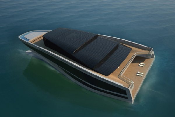 WHY Yacht - exterior view