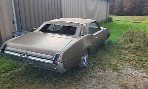 The World Shouldn't Ignore This 1969 Cutlass Parked for 25 Years on a Concrete Floor