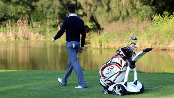 X9 Is a Futuristic Golf Trolley That Will Follow You Like a Trained Great Dane
