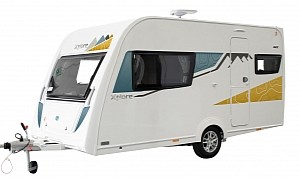 The Xplore 422 Travel Trailer Is Tailor-Made for Couples Who Want Comfort and Space