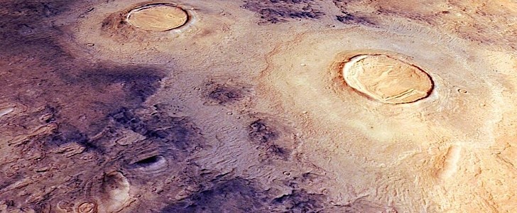 Brain terrain on Mars