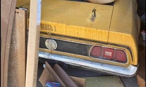 There’s a 1971 Ford Mustang Mach 1 Hiding in This Crowded Storage Unit, Original 351C-4V
