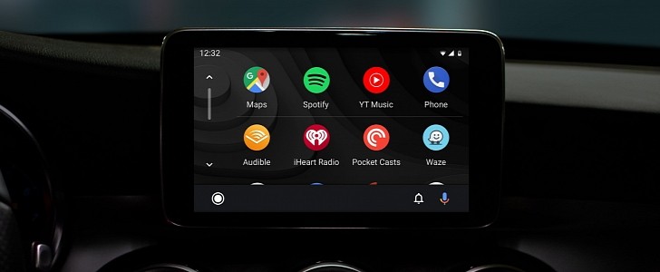 Android Auto will soon get wallpaper support