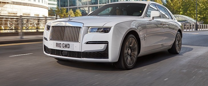 2021 Rolls-Royce Ghost and alternatives 