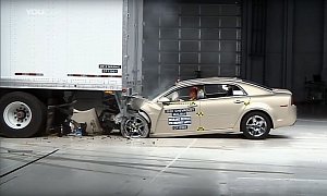 These Trailer Crash Tests Show Underride Guards Can Save Lives