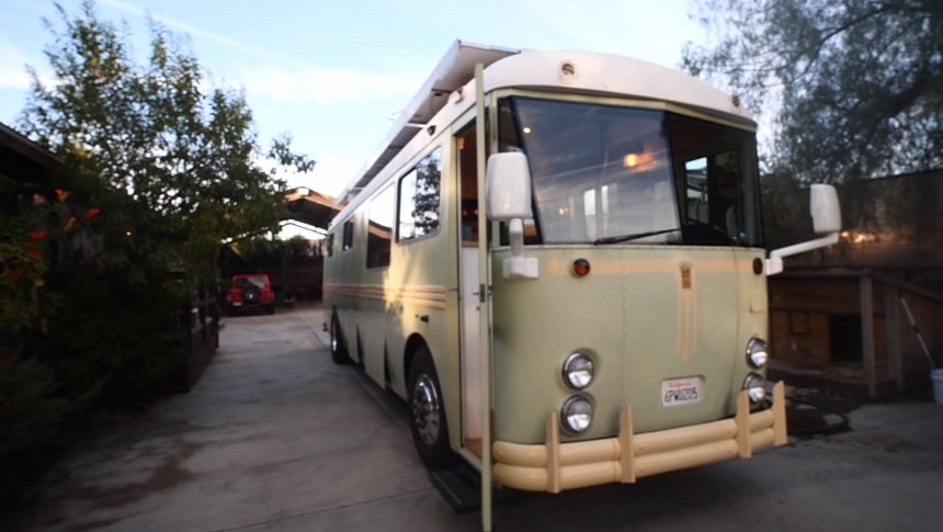 Vintage Retro-Looking School Bus Mobile House