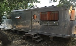 This 1954 Spartan Royal Mansion Trailer Is a Retro House on Wheels, It Can Be Yours