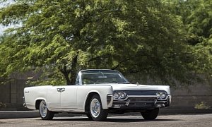 This 1961 Lincoln Continental Was Loaned to Jacqueline Kennedy for Personal Use