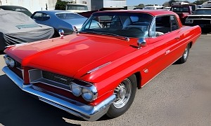 This 1962 Pontiac Grand Prix Tri-Power V8 Was Owned By a Yankees Legend, Now It's for Sale