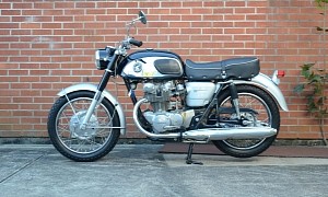 This 1966 Honda CB450 Black Bomber Looks Surprisingly Pristine for Its Age