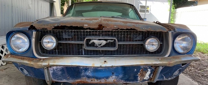 Ford Mustang project car