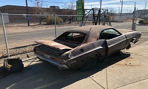 This 1970 Challenger Was Left on the Side of the Road 30 Years Ago, the Final Goodbye