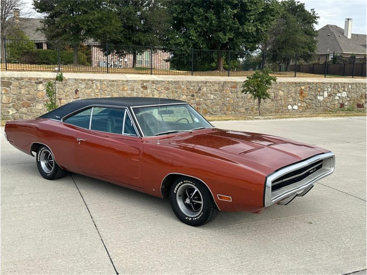 This 1970 Dodge Charger 500 Survivor Is One Nice-Looking Mopar. Is