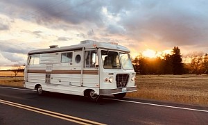 This 1970 Oasis Motorhome Is a Rare, Chrysler-Powered Time Capsule