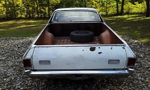 This 1972 Chevrolet El Camino Looks Like a Barn Find Someone Abandoned with a Door Open