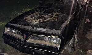 This 1977 Pontiac Firebird Trans Am "Bandit" Was Rescued from the Mud