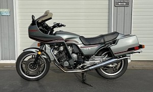 This 1981 Honda CBX Pairs Six Cylinders of Brute Force With Aftermarket MAC Exhaust