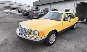 This 1985 Mercedes 500SEL in Banana Yellow Comes With a Special Message Inside the Trunk