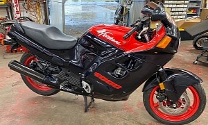 This 1988 Honda CBR1000F Hurricane Is Nearly Speckless, Crisp Looks Defy Its Mileage