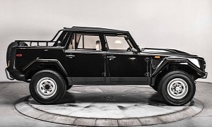 This 1989 Lamborghini LM002 Can Teach the Urus a Thing or Two About Audacity