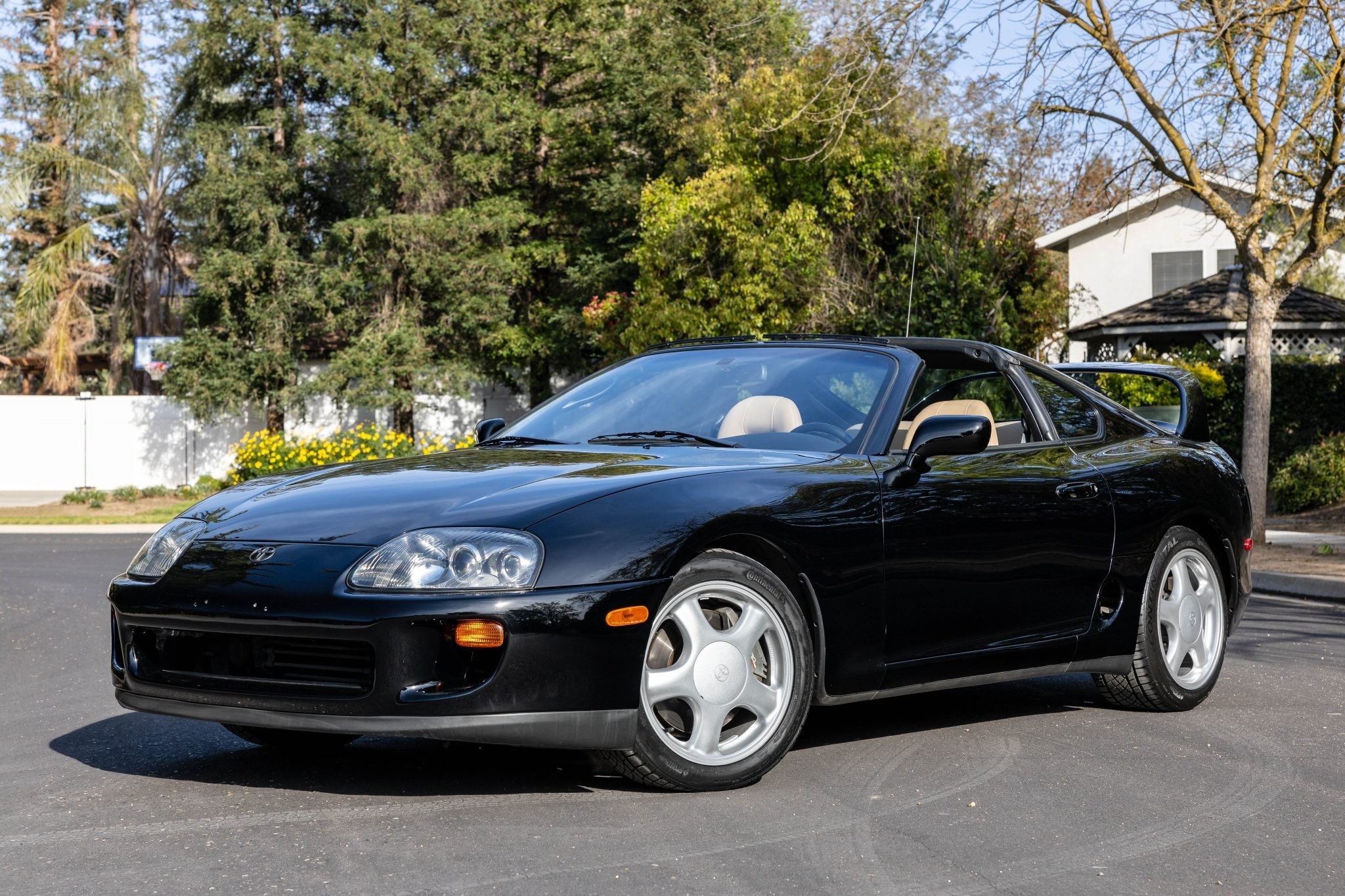 This 1994 Toyota Supra Turbo Is an Overrated JDM Holy Grail autoevolution