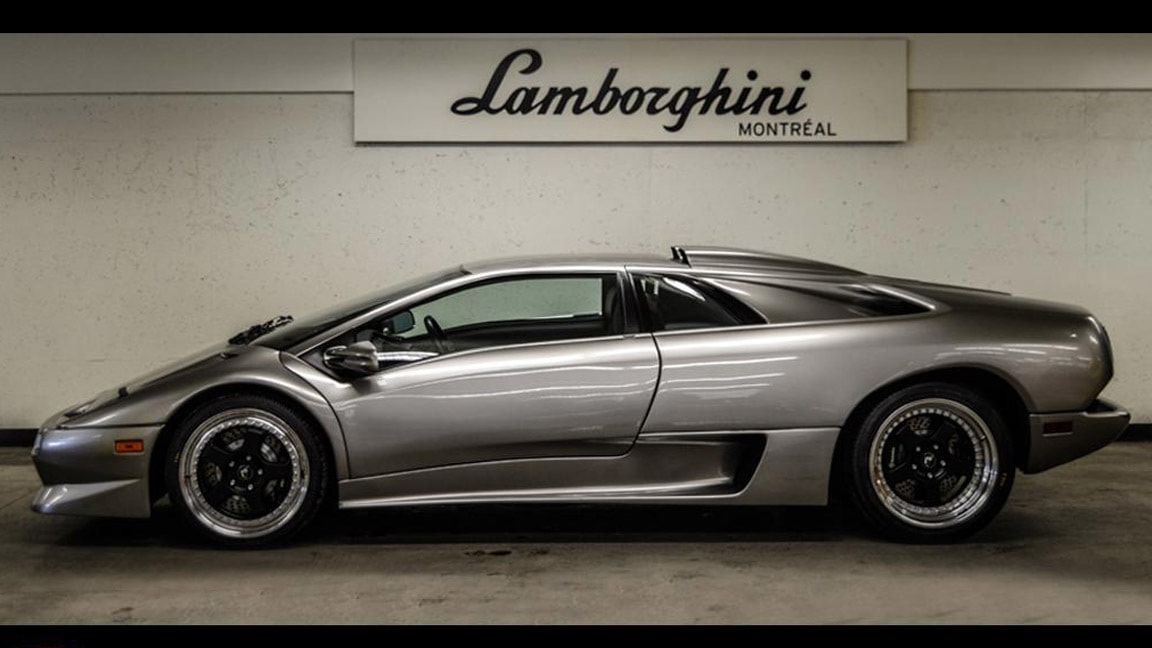This 1999 Lamborghini Diablo Superveloce Has 1 Mile on the Clock -  autoevolution