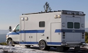 This 2001 Ford Ambulance Has Been Converted Into a Functional and Fully Off-Grid RV