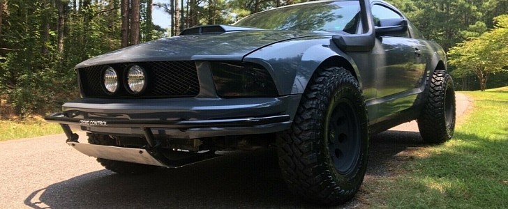 Custom Mustang with a working snorkel