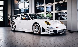 This 2008 Porsche 911 GT3 RSR Is a Race Car That Never Actually Raced