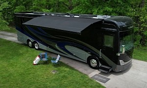 This 2023 Thor Tuscany RV Is a Mansion on Wheels, Accommodates Up to Ten People